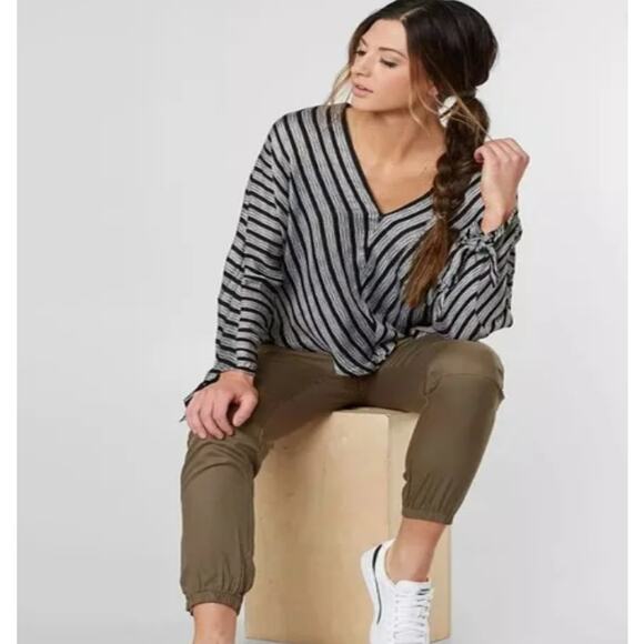 Free People Shirt Women's XS Bohemian Striped Coastal Beachy Cropped Dolman - Picture 7 of 11